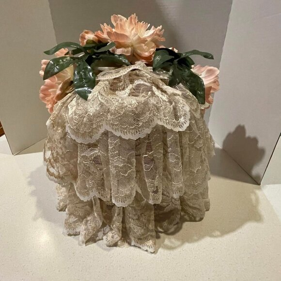 VTG 90s Handmade OAK Shabby Chic Cottagecore Wicker & White Lace Doll Bassinet - Picture 7 of 16